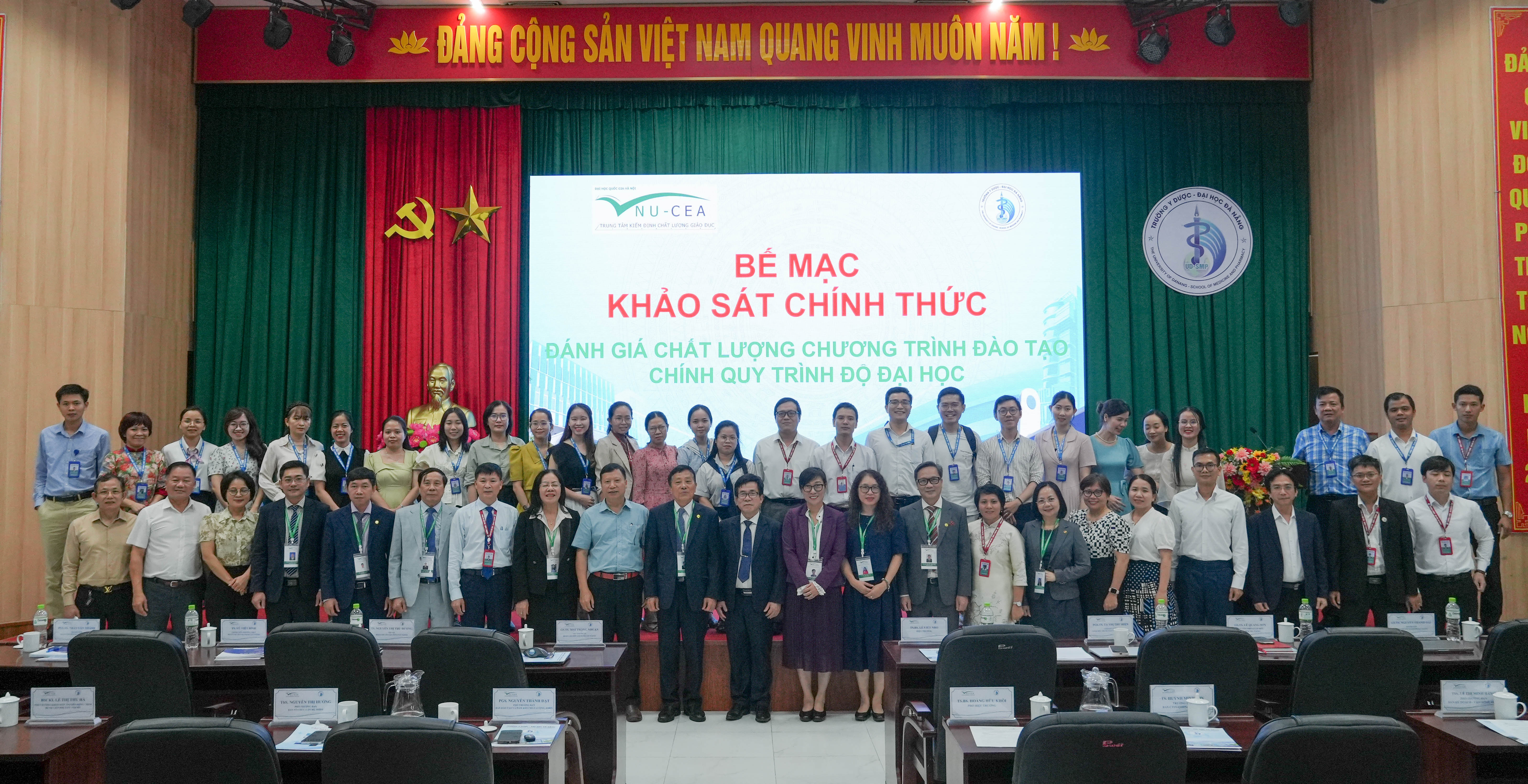 be-mac-khao-sat-chinh-thuc-danh-gia-chat-luong-hai-chuong-trinh-dao-tao-nganh-rang-ham-mat-va-20250909092908.jpg