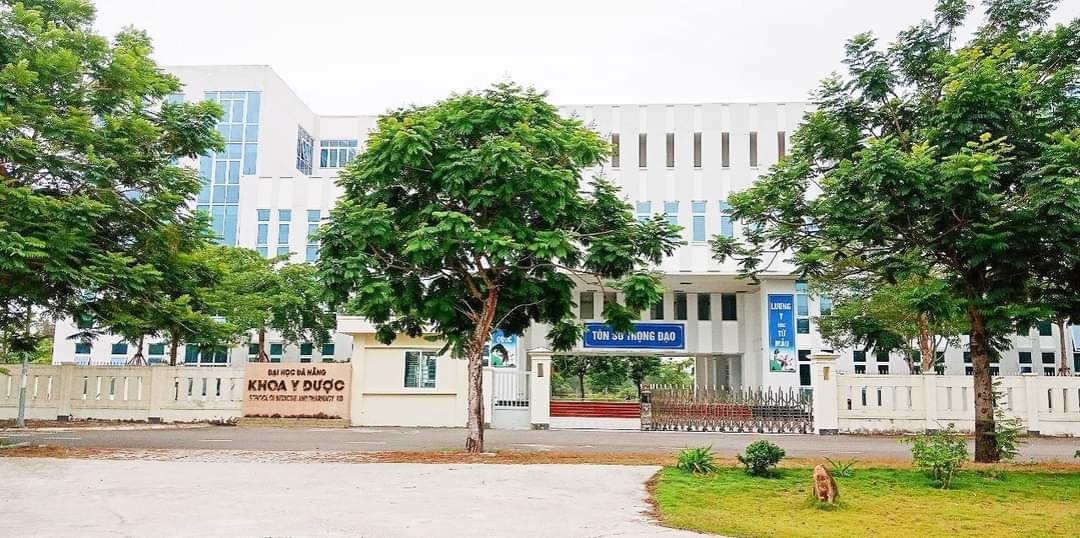 Tân bác sĩ y khoa Khoa Y – Dược, Đại học Đà Nẵng trở thành tân bác sĩ nội  trú và thạc sĩ tại các trường. - KHOA Y DƯỢC - ĐẠI