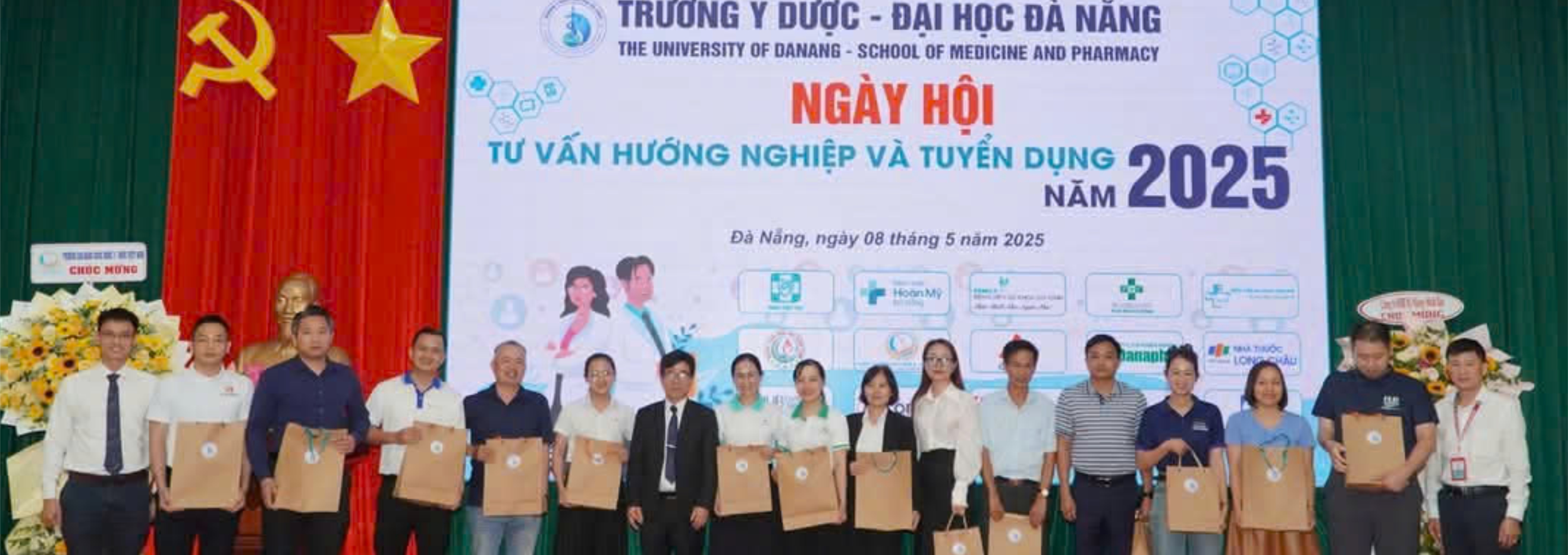 ngay-hoi-tu-van-huong-nghiep-va-tuyen-dung-nam-2025.jpg