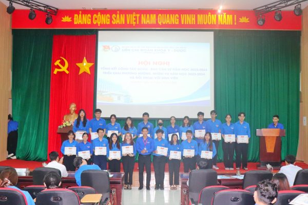 Hội nghị tổng kết công tác đoàn và Ban cán sự lớp năm học 2022-2023