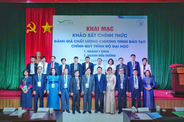 khai-mac-khao-sat-chinh-thuc-danh-gia-chat-luong-cac-chuong-trinh-dao-tao-tai-truong-y-duoc-dai-20250321135454.png